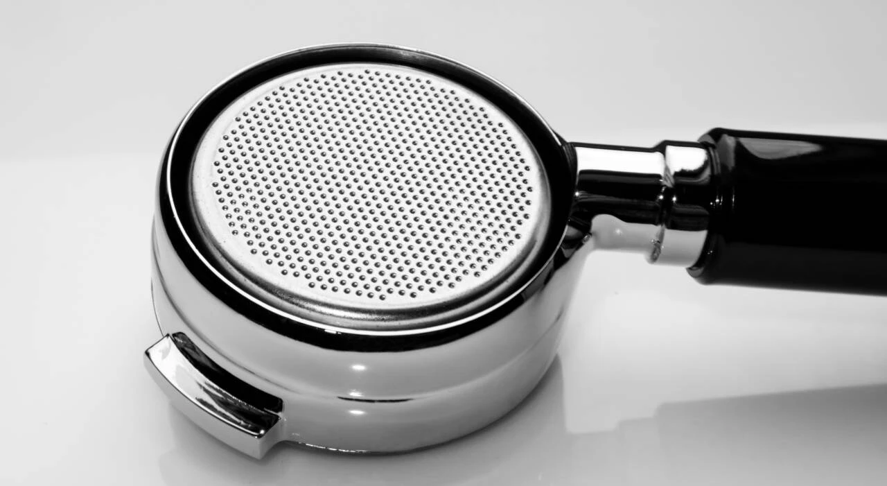 Siebträger Für Bezzera BZ09 & BZ10, Bodenlos, Schwarz, Inkl. 21g Sieb 5 Siebträger Für Bezzera BZ09 & BZ10, Bodenlos, Schwarz, Inkl. 21g Sieb – Bild 5